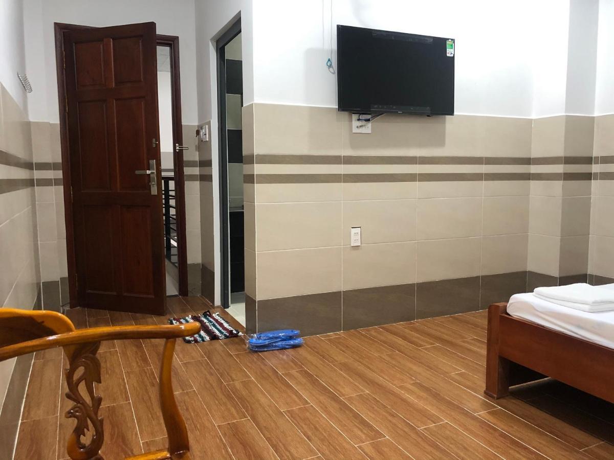 Hoang Quan Hotel - Gan Ben Tau Rach Gia Phu Quoc Buitenkant foto